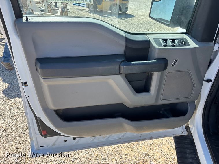 image for item DT0229 2016 Ford F150 Ext. Cab pickup truck