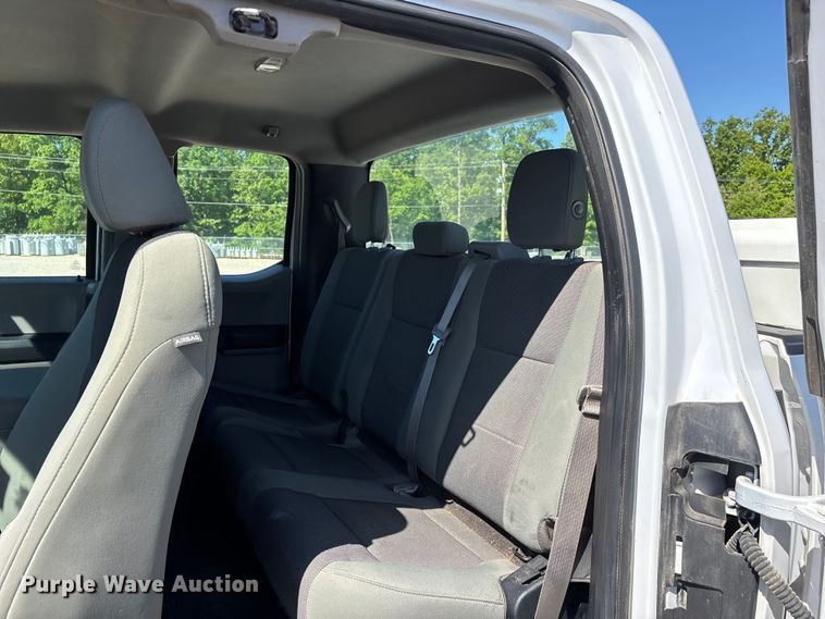 image for item DT0229 2016 Ford F150 Ext. Cab pickup truck