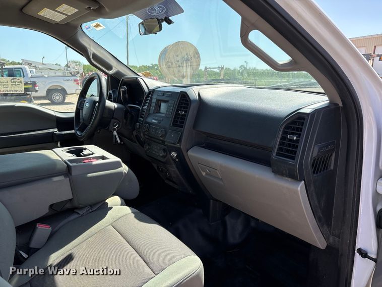 image for item DT0229 2016 Ford F150 Ext. Cab pickup truck