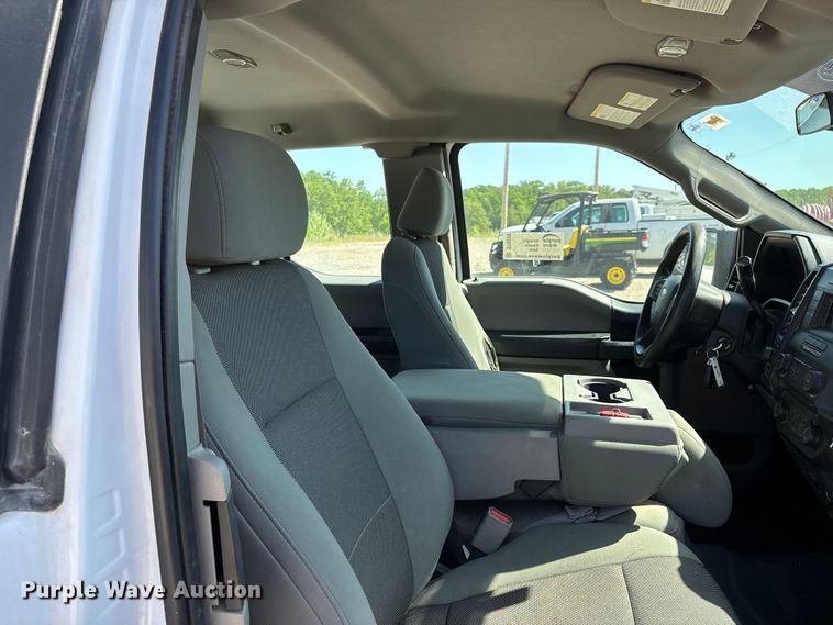 image for item DT0229 2016 Ford F150 Ext. Cab pickup truck