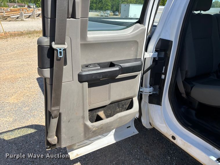 image for item DT0229 2016 Ford F150 Ext. Cab pickup truck