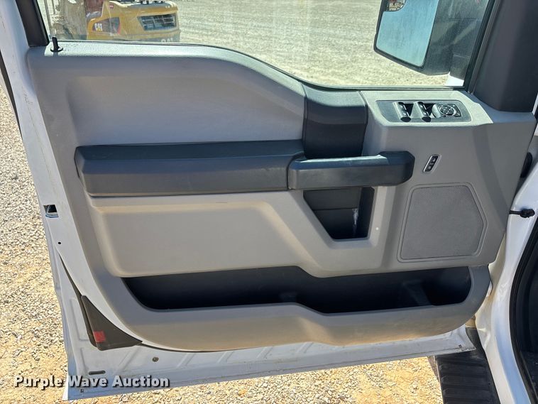 image for item DT0230 2015 Ford F150 Ext. Cab pickup truck