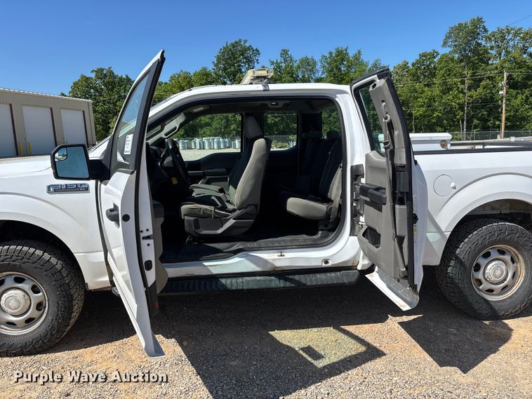 image for item DT0230 2015 Ford F150 Ext. Cab pickup truck