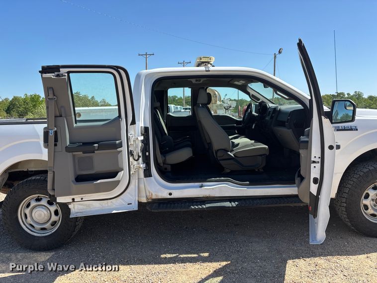 image for item DT0230 2015 Ford F150 Ext. Cab pickup truck