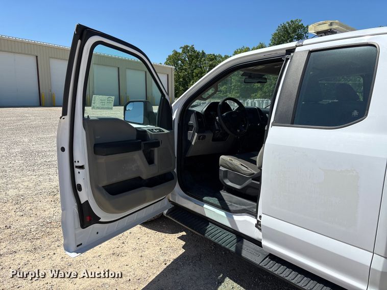 image for item DT0231 2015 Ford F150 Ext. Cab pickup truck