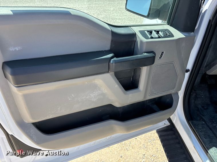 image for item DT0231 2015 Ford F150 Ext. Cab pickup truck