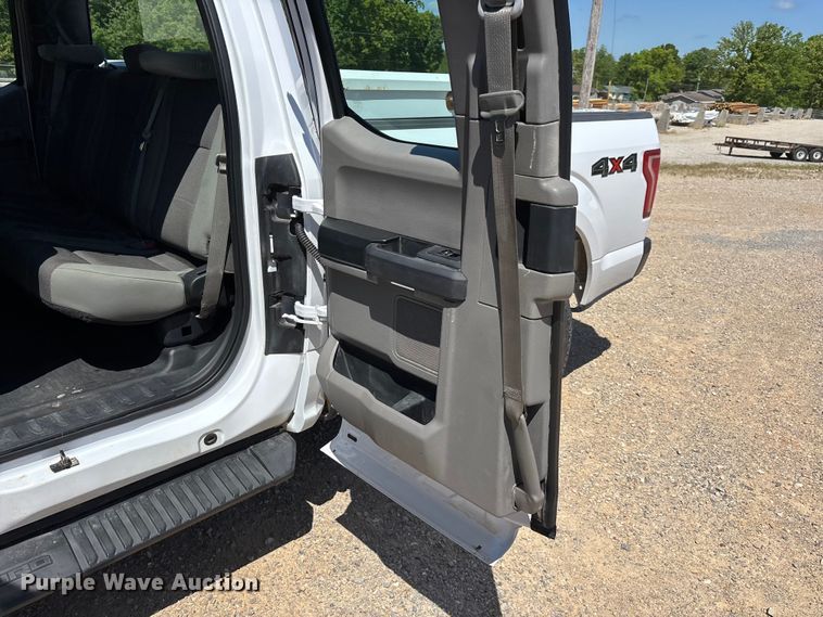 image for item DT0231 2015 Ford F150 Ext. Cab pickup truck