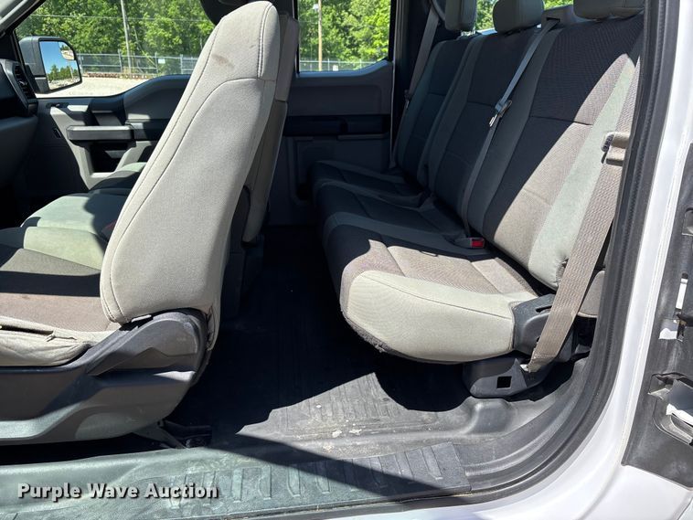 image for item DT0231 2015 Ford F150 Ext. Cab pickup truck