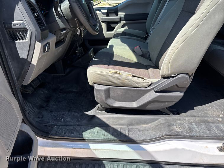 image for item DT0231 2015 Ford F150 Ext. Cab pickup truck