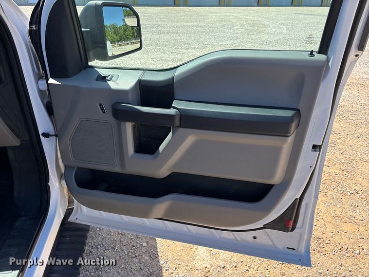 image for item DT0231 2015 Ford F150 Ext. Cab pickup truck