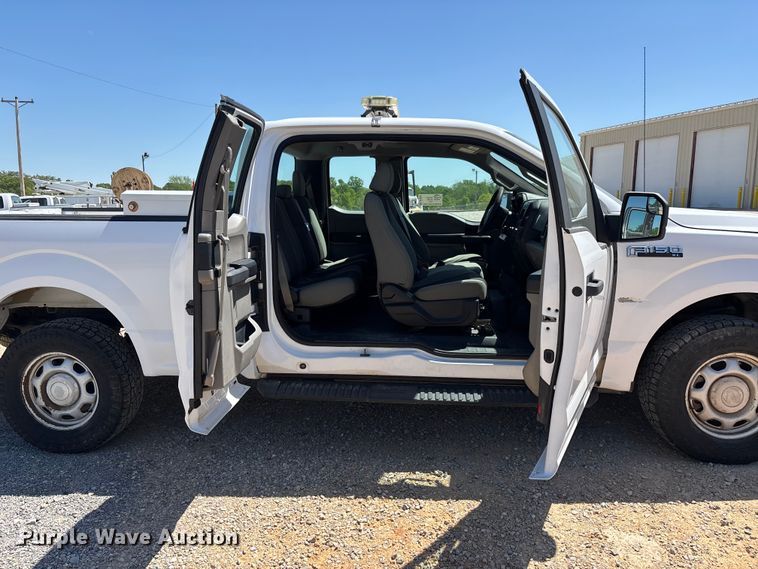 image for item DT0231 2015 Ford F150 Ext. Cab pickup truck