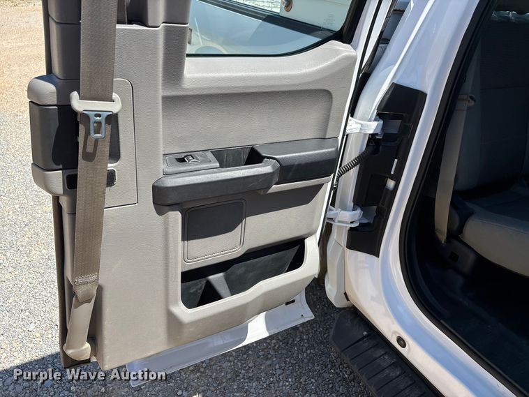 image for item DT0231 2015 Ford F150 Ext. Cab pickup truck
