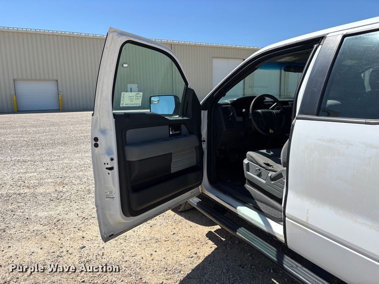 image for item DT0232 2014 Ford F150 Ext. Cab pickup truck