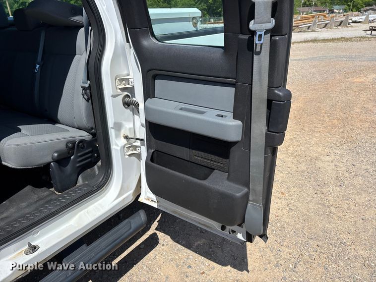 image for item DT0232 2014 Ford F150 Ext. Cab pickup truck