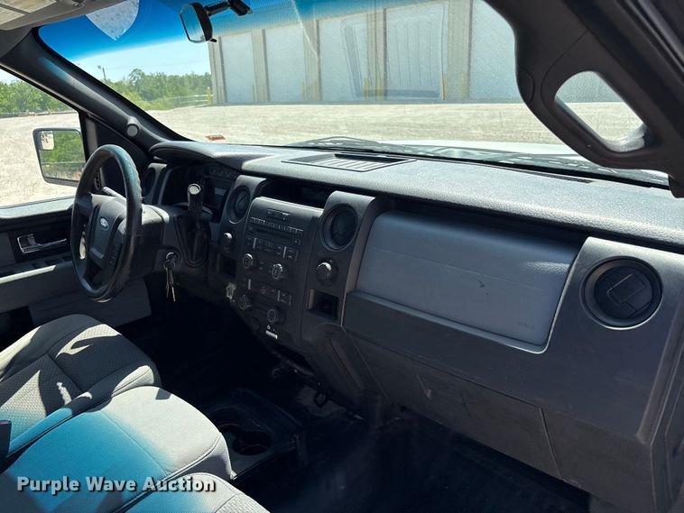 image for item DT0232 2014 Ford F150 Ext. Cab pickup truck