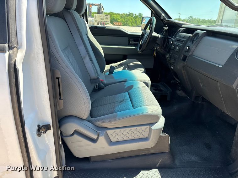 image for item DT0232 2014 Ford F150 Ext. Cab pickup truck