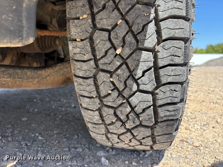 image for item DT0232 2014 Ford F150 Ext. Cab pickup truck