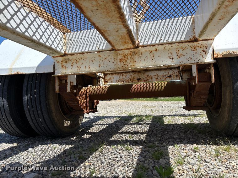 image for item DT0233 2003 H.E.R.S. P-15 pole trailer