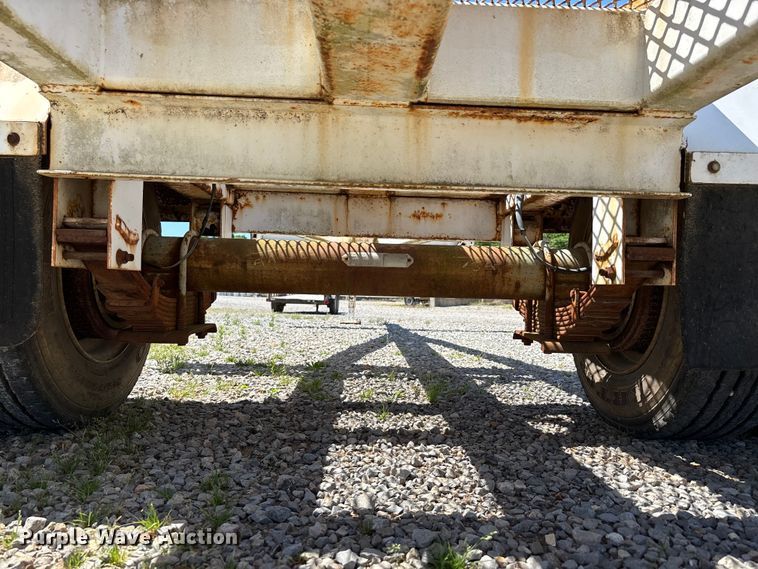 image for item DT0233 2003 H.E.R.S. P-15 pole trailer