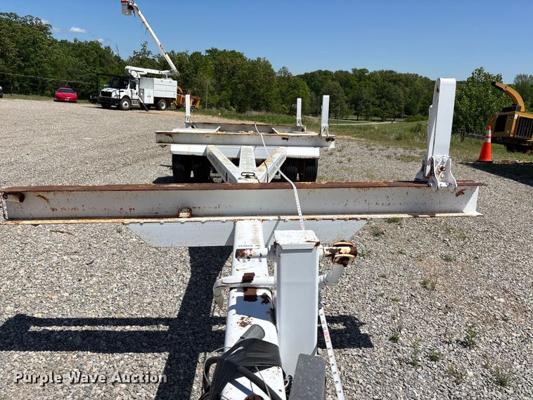image for item DT0233 2003 H.E.R.S. P-15 pole trailer