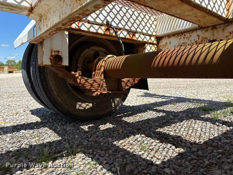 image for item DT0233 2003 H.E.R.S. P-15 pole trailer