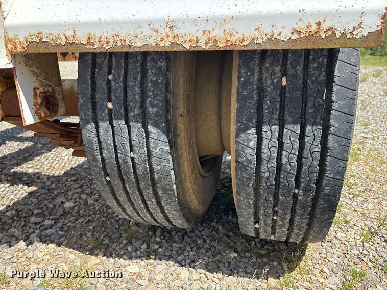 image for item DT0233 2003 H.E.R.S. P-15 pole trailer