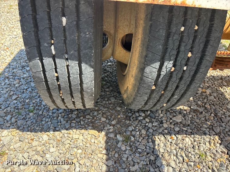 image for item DT0233 2003 H.E.R.S. P-15 pole trailer