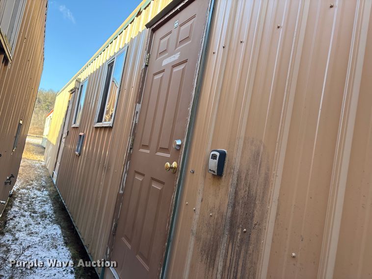 image for item DT2820 Skid mounted living quarters