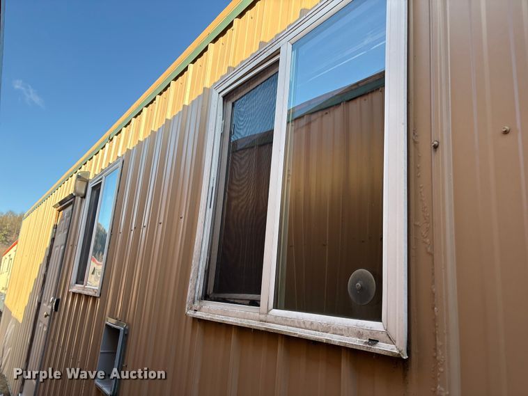 image for item DT2820 Skid mounted living quarters