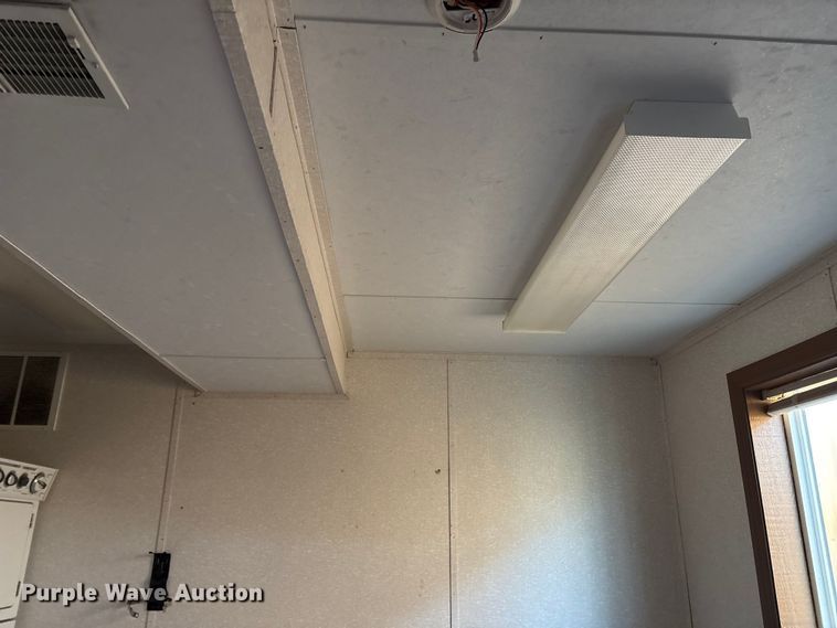 image for item DT2820 Skid mounted living quarters