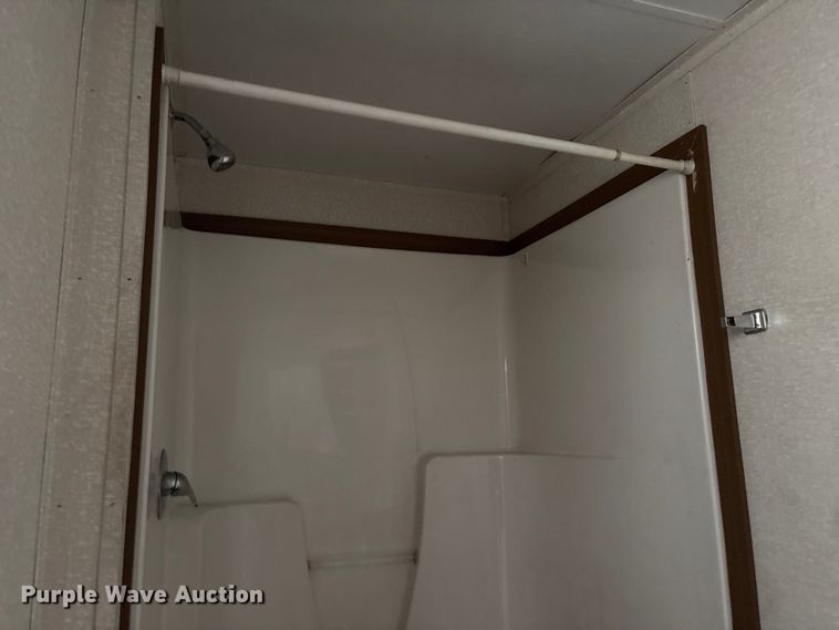 image for item DT2820 Skid mounted living quarters