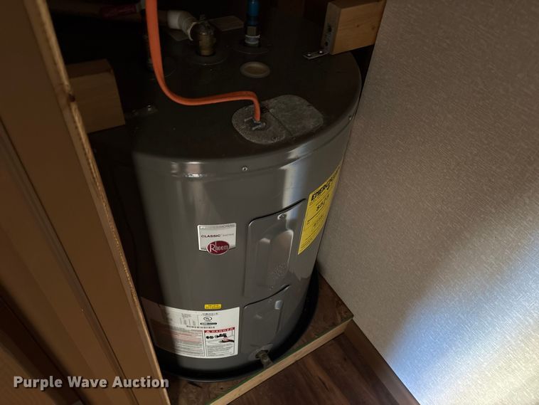 image for item DT2820 Skid mounted living quarters