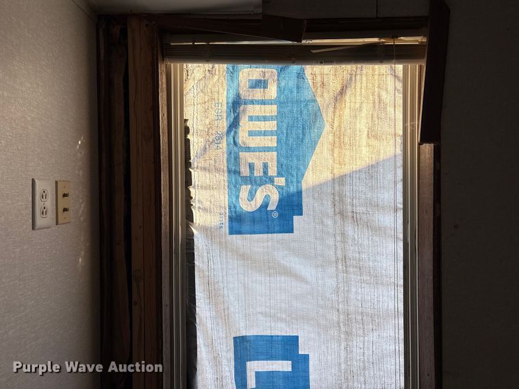 image for item DT2820 Skid mounted living quarters