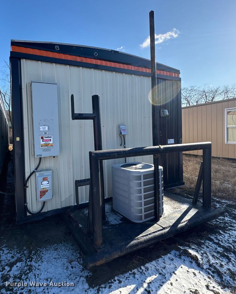 image for item DT2821 Skid mounted living quarters