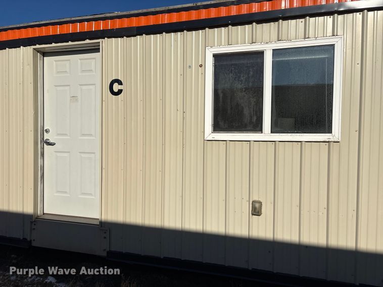 image for item DT2821 Skid mounted living quarters