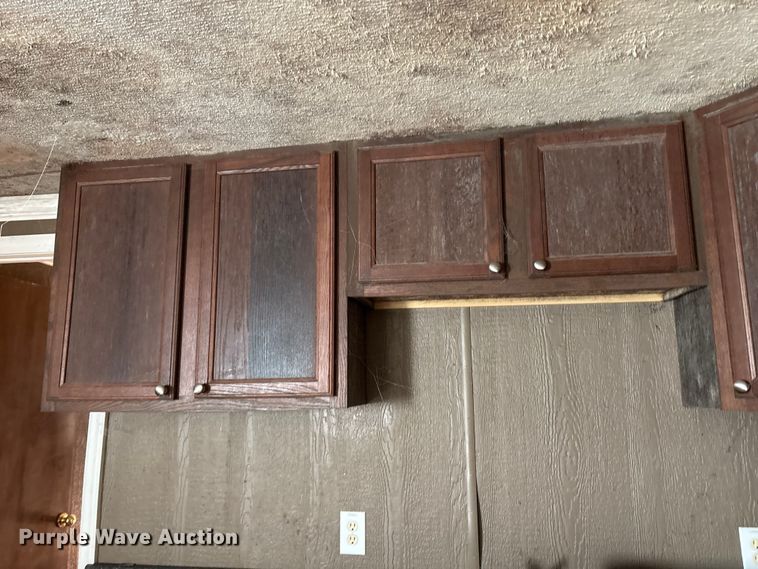 image for item DT2821 Skid mounted living quarters