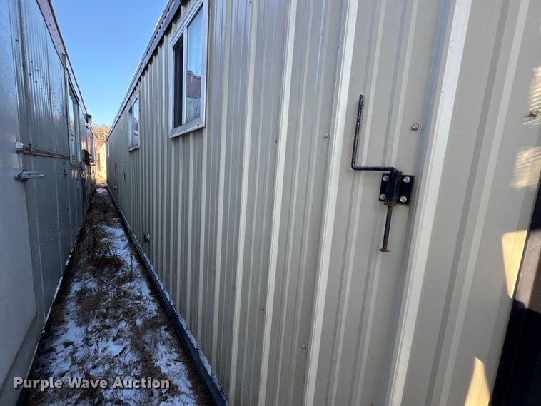 image for item DT2823 Skid mounted living quarters