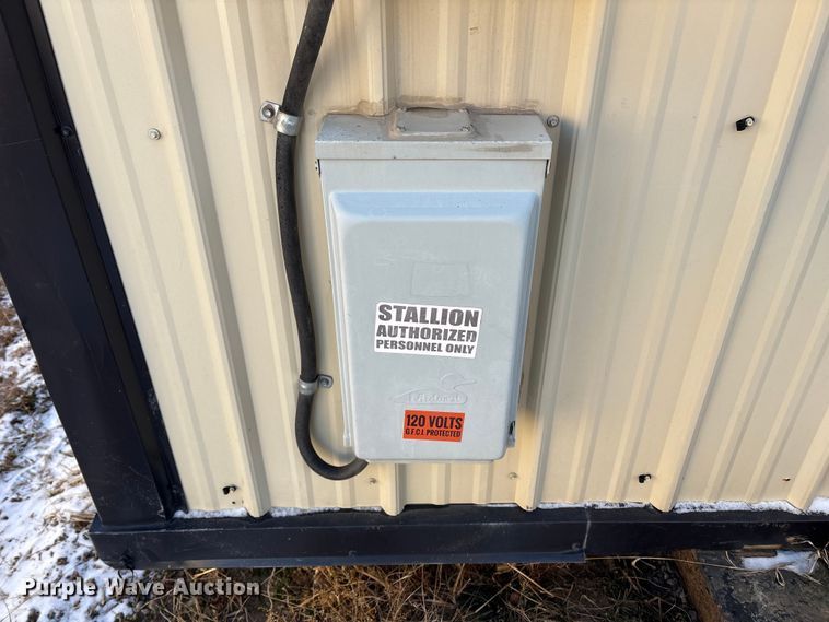 image for item DT2823 Skid mounted living quarters