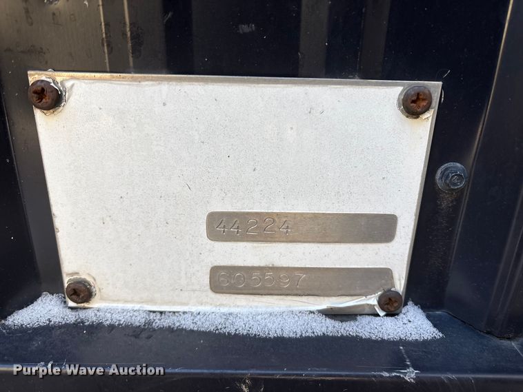 image for item DT2823 Skid mounted living quarters