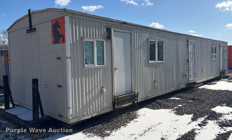 image for item DT2826 Skid mounted living quarters