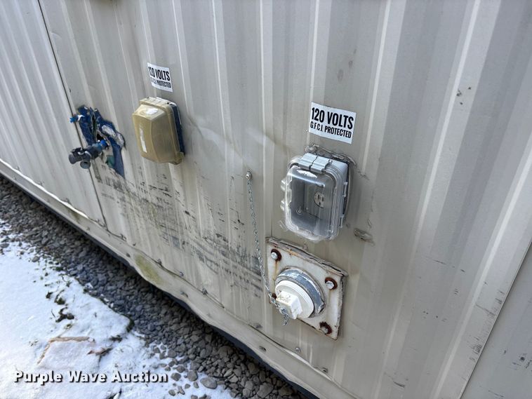 image for item DT2826 Skid mounted living quarters