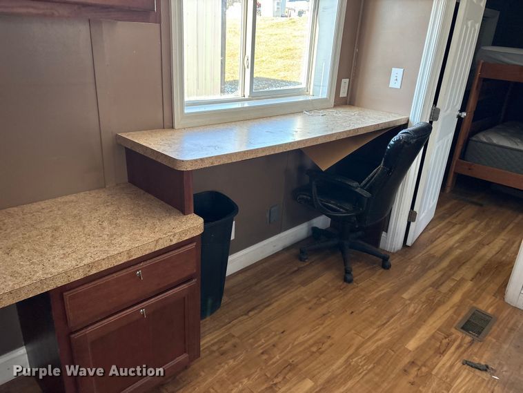 image for item DT2826 Skid mounted living quarters