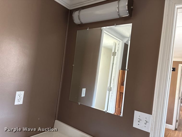 image for item DT2826 Skid mounted living quarters