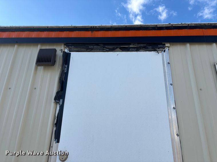 image for item DT2827 Skid mounted living quarters