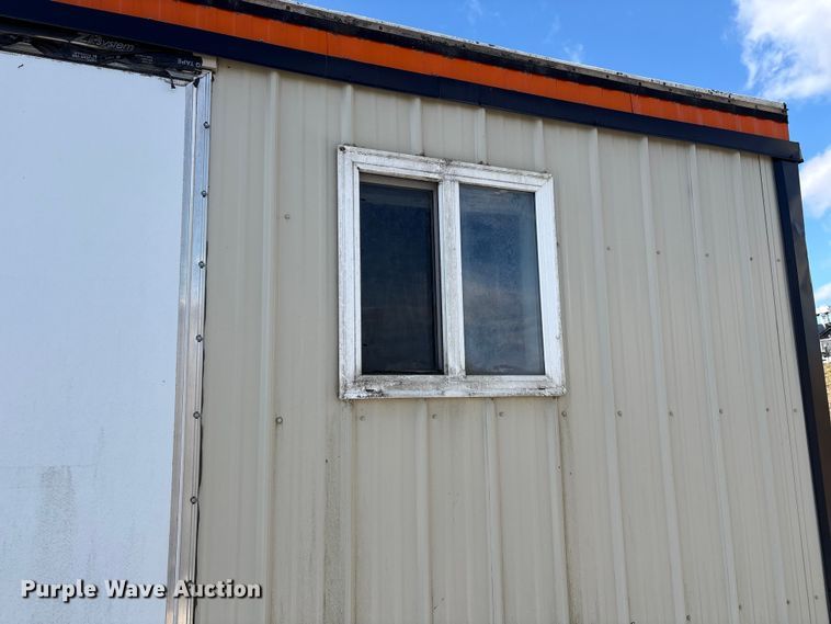 image for item DT2827 Skid mounted living quarters