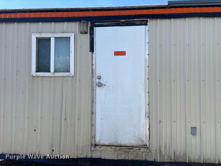 image for item DT2827 Skid mounted living quarters
