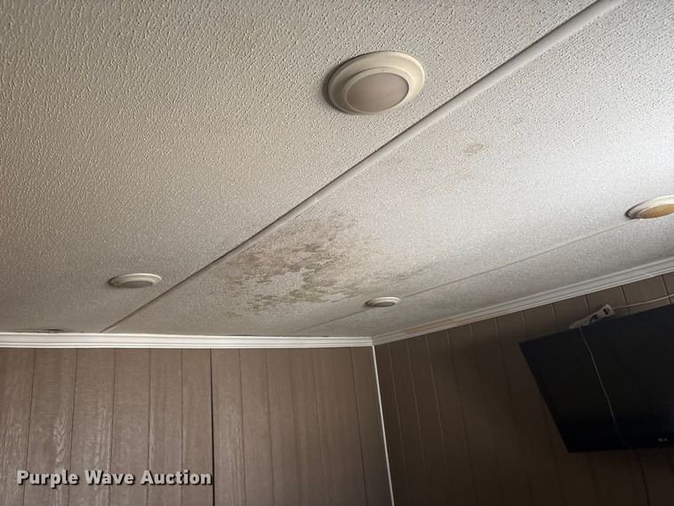 image for item DT2827 Skid mounted living quarters