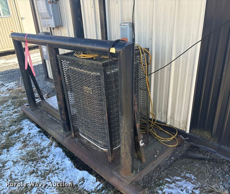 image for item DT2827 Skid mounted living quarters