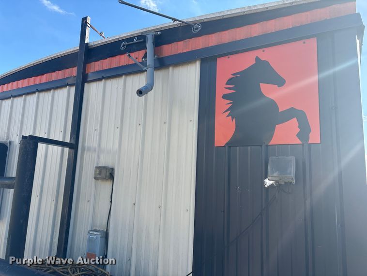 image for item DT2827 Skid mounted living quarters