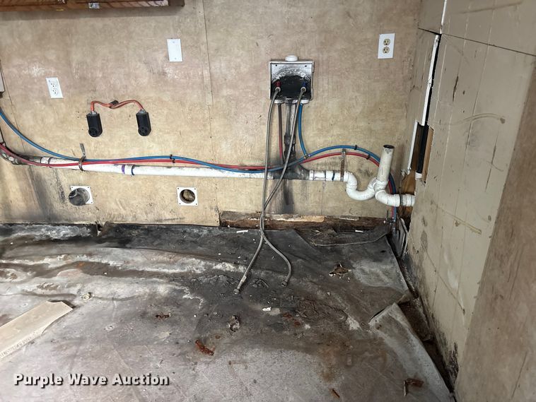 image for item DT2834 Skid mounted living quarters